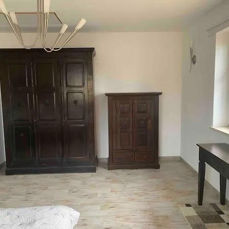 Auf 2 Ebenen Mit Terrasse Und Gartenblick Apartmán Geisenfeld